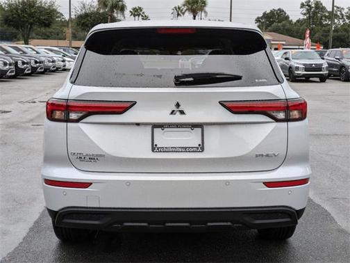 2025 Mitsubishi Outlander PHEV ES S-AWC