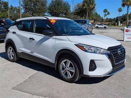 2023 Nissan Kicks S