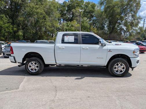 Bright White Clearcoat 2024 RAM 2500 Laramie Crew Cab 4x4 6'4' Box