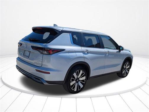 2025 Mitsubishi Outlander SE 2.5 2WD