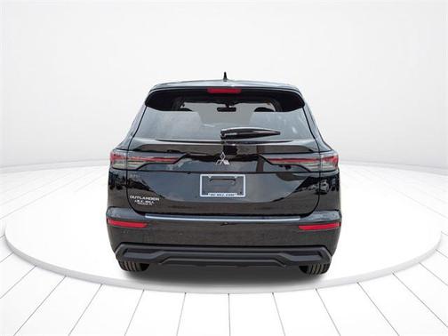 2025 Mitsubishi Outlander ES 2.5 2WD