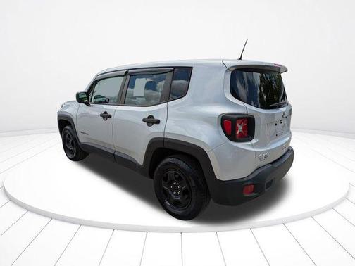 Glacier Metallic Clearcoat 2020 Jeep Renegade Sport