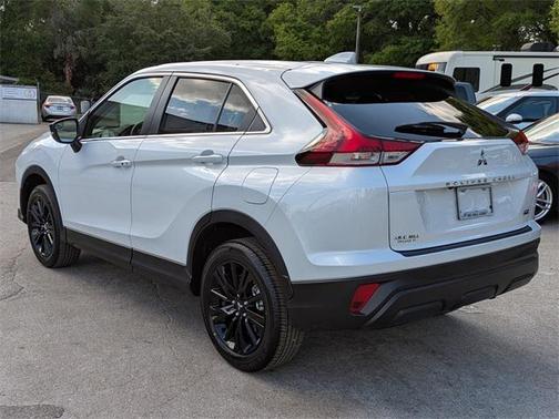2025 Mitsubishi Eclipse Cross LE
