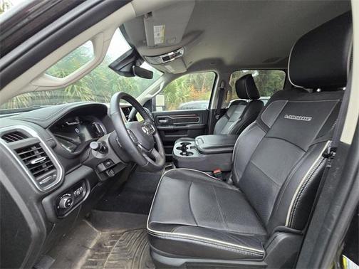 2024 RAM 2500 Laramie Crew Cab 4x4 6'4' Box