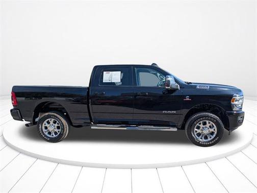 2024 RAM 2500 Laramie Crew Cab 4x4 6'4' Box