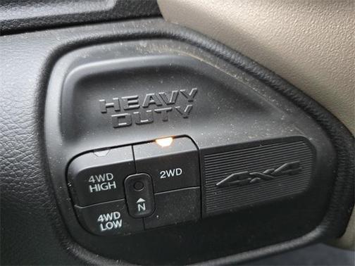 2024 RAM 2500 Laramie Crew Cab 4x4 6'4' Box