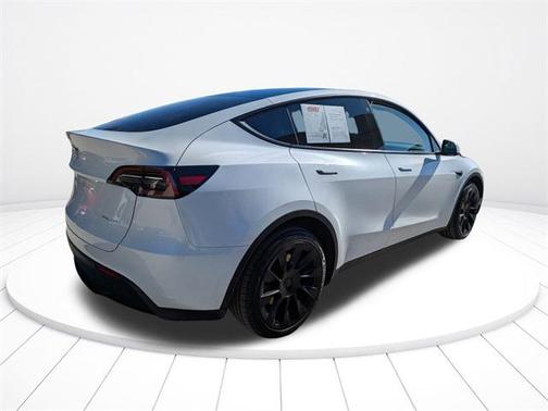 2023 Tesla Model Y Long Range Dual Motor All-Wheel Drive