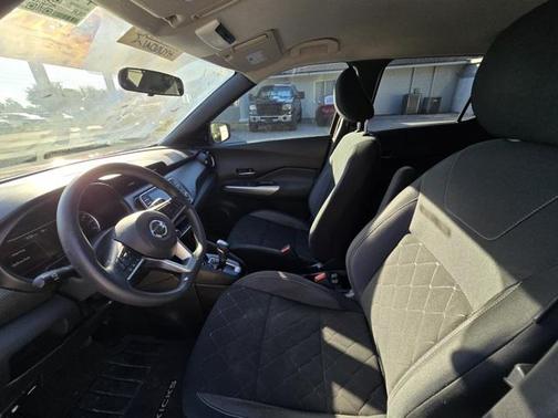 2019 Nissan Kicks SV