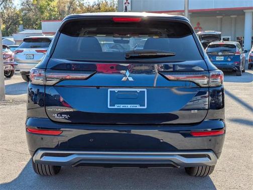 2025 Mitsubishi Outlander SE 2.5 2WD