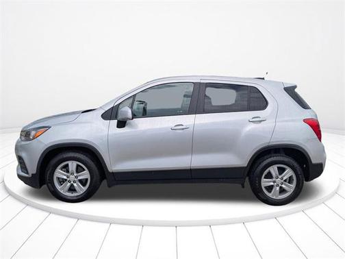 2022 Chevrolet Trax LS