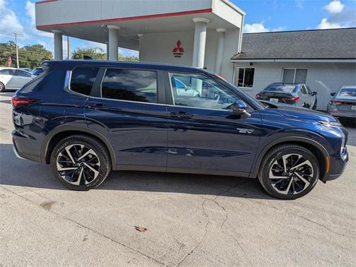 2023 Mitsubishi Outlander PHEV SE S-AWC