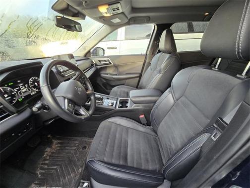 2023 Mitsubishi Outlander PHEV SE S-AWC