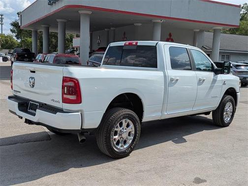 2024 RAM 2500 Laramie Crew Cab 4x4 6'4' Box