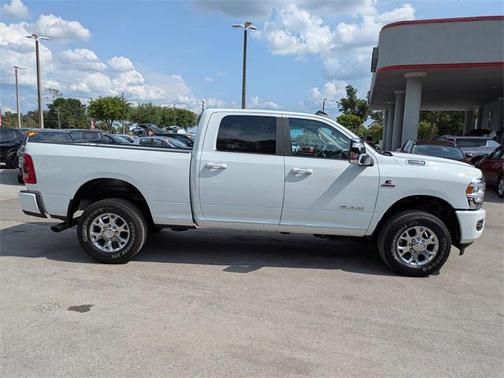 2024 RAM 2500 Laramie Crew Cab 4x4 6'4' Box