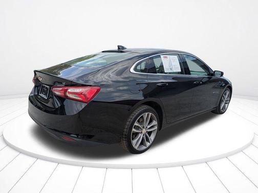 Mosaic Black Metallic 2024 Chevrolet Malibu FWD 2LT