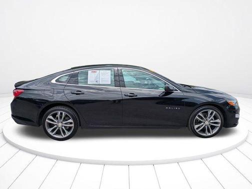 Mosaic Black Metallic 2024 Chevrolet Malibu FWD 2LT