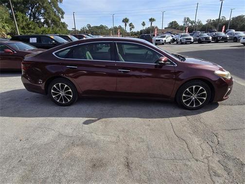 2016 Toyota Avalon XLE