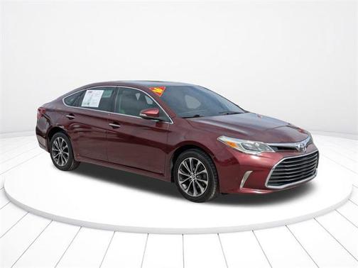 2016 Toyota Avalon XLE