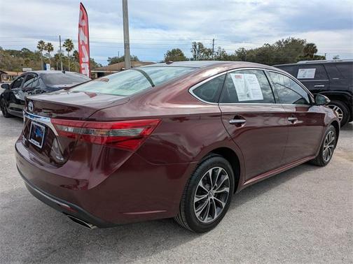 2016 Toyota Avalon XLE
