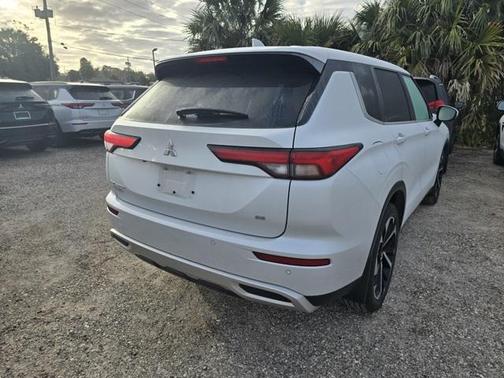 2023 Mitsubishi Outlander SE 2.5 2WD