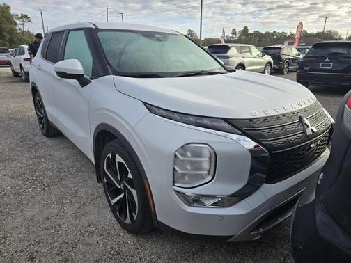2023 Mitsubishi Outlander SE 2.5 2WD