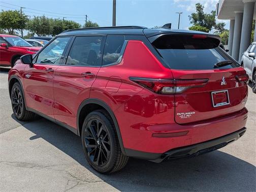 2025 Mitsubishi Outlander PHEV SEL