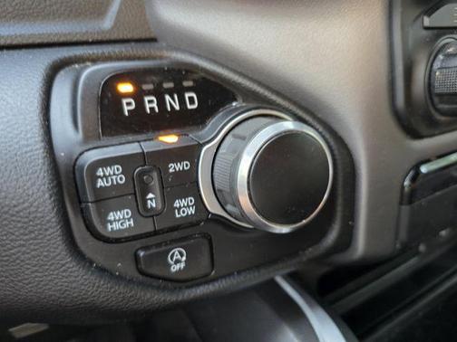 Granite Crystal Metallic Clearcoat 2022 RAM 1500 Big Horn/Lone Star