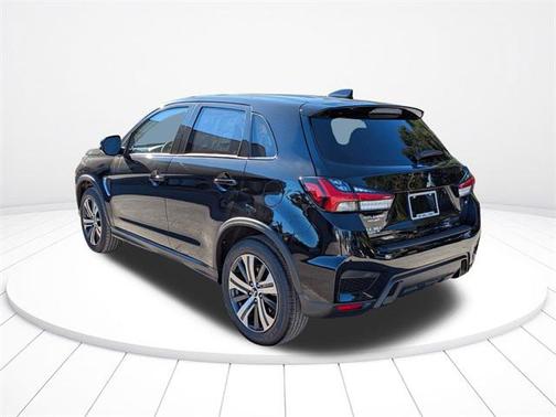 2025 Mitsubishi Outlander Sport SE