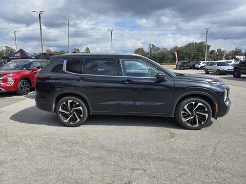 2022 Mitsubishi Outlander SEL 2.5 2WD
