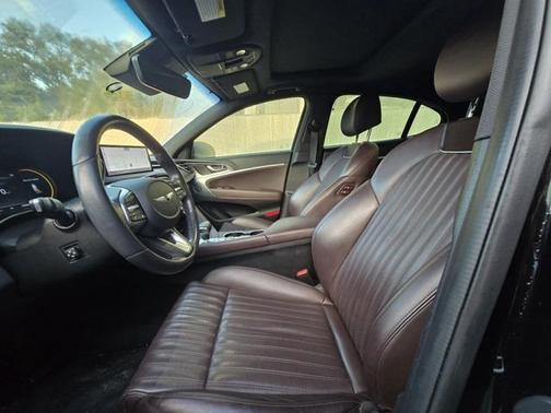 2022 Genesis G70 2.0T RWD