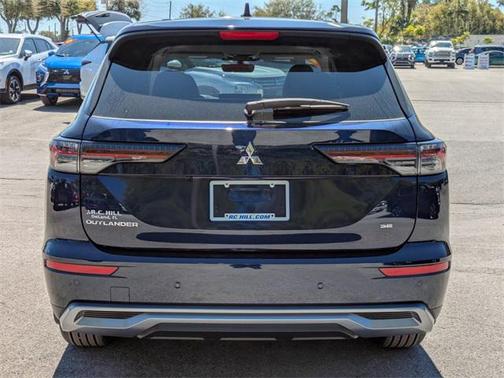 2025 Mitsubishi Outlander SE 2.5 2WD