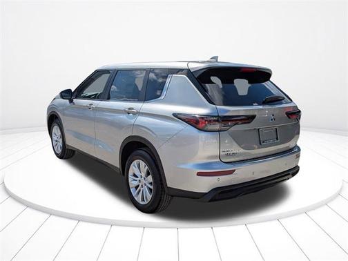 2025 Mitsubishi Outlander ES 2.5 2WD