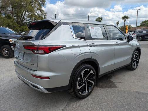 2023 Mitsubishi Outlander SE Special Edition 2WD