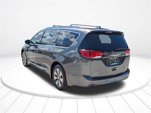 2019 Chrysler Pacifica Hybrid Limited