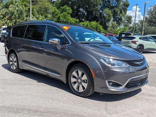 2019 Chrysler Pacifica Hybrid Limited