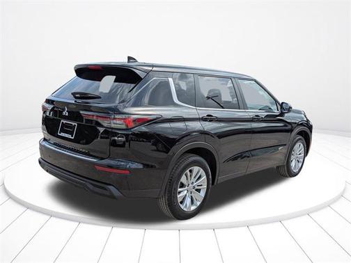 2025 Mitsubishi Outlander ES 2.5 2WD