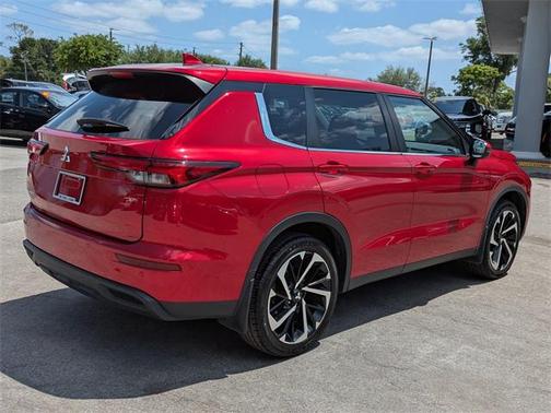2022 Mitsubishi Outlander ES 2.5 2WD
