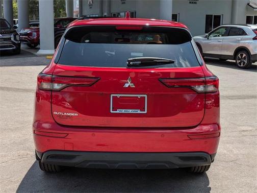 2022 Mitsubishi Outlander ES 2.5 2WD