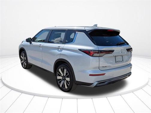 2025 Mitsubishi Outlander SE 2.5 2WD