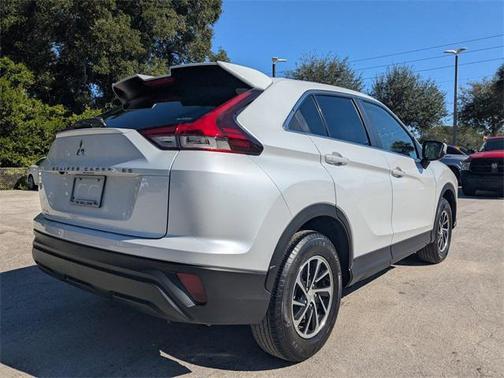 2023 Mitsubishi Eclipse Cross ES
