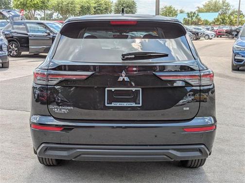 2025 Mitsubishi Outlander ES 2.5 2WD