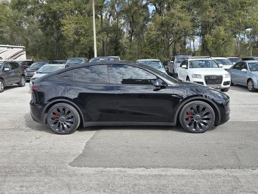 2022 Tesla Model Y Performance Dual Motor All-Wheel Drive