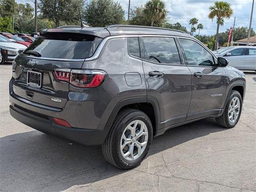 2024 Jeep Compass Latitude