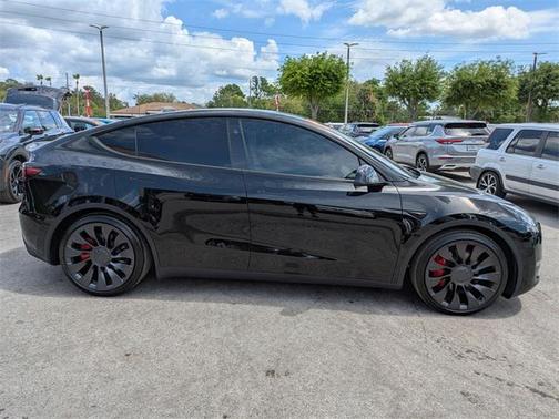 2024 Tesla Model Y Performance Dual Motor All-Wheel Drive