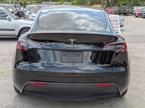 2024 Tesla Model Y Performance Dual Motor All-Wheel Drive