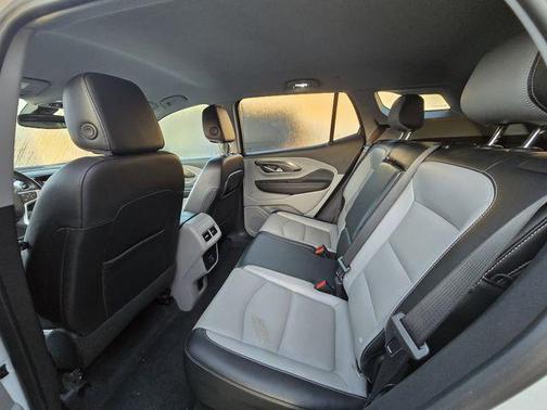 Summit White 2023 GMC Terrain SLT