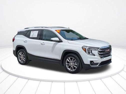 Summit White 2023 GMC Terrain SLT