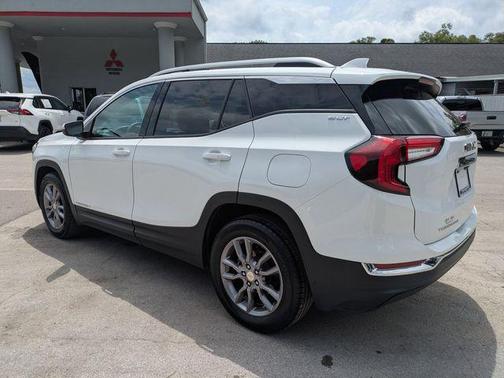 Summit White 2023 GMC Terrain SLT