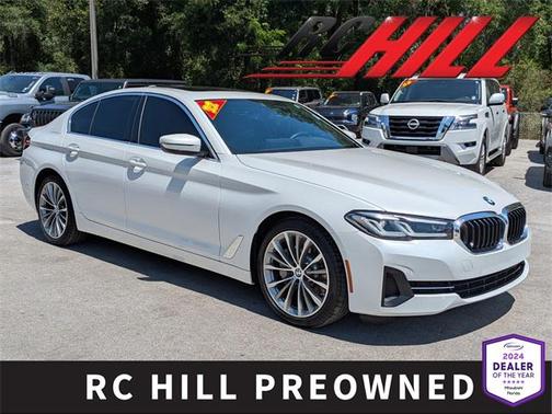 2022 BMW 530 i