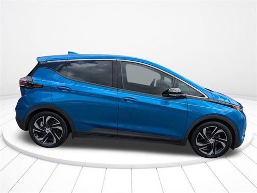 2022 Chevrolet Bolt EV FWD 2LT